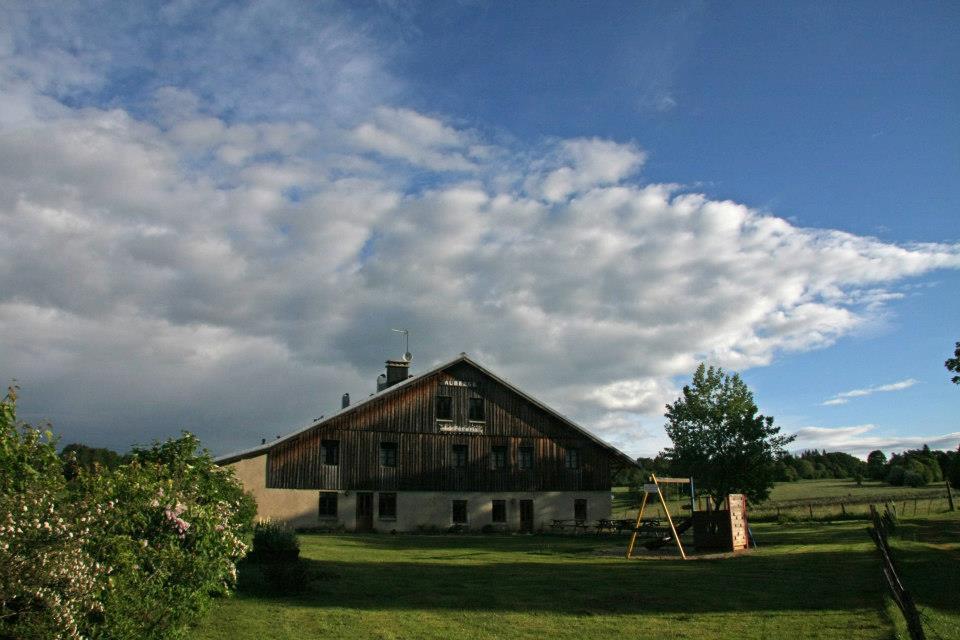 Auberge De La Perdrix Hauterive-la-Fresse Exterior foto